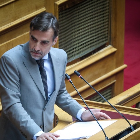  O Μιχάλης Χουρδάκης απάντησε στη Ζωή Κωνσταντοπούλου