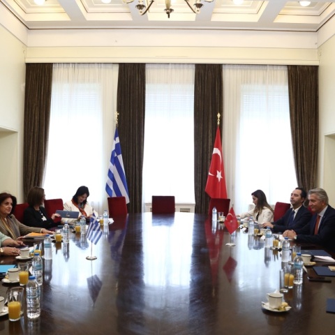 Υπουργείο Εξωτερικών: Συνάντηση των Υφυπουργών Ελλάδας - Τουρκίας
