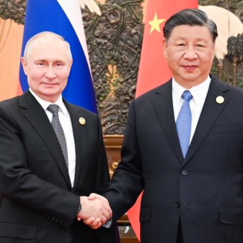 Ο Σι Τζινπίνγκ συναντήθηκε με τον Βλαντιμίρ Πούτιν στο Πεκίνο
