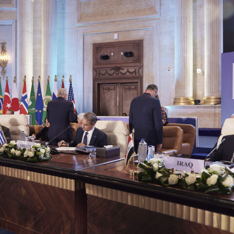 Ο Κυριάκος Μητσοτάκης στη διάσκεψη στο Κάιρο για την κρίση Ισραήλ-Παλαιστίνης