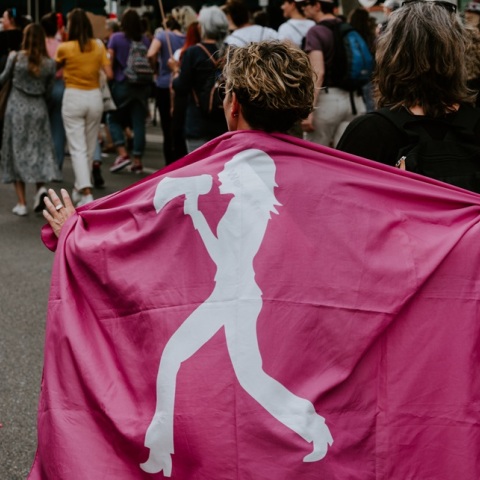 Ισλανδία: Σε απεργία οι γυναίκες για το μισθολογικό χάσμα 