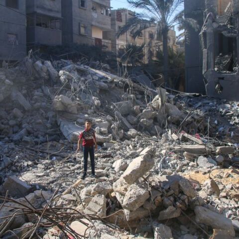 Ανθρωπιστική τραγωδία στη Γάζα καταγγέλλουν οργανώσεις © Ahmad Hasaballah/Getty Images