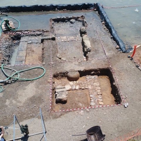 Σαλαμίνα: Η υποβρύχια αρχαιολογική έρευνα έφερε στο φως κτίριο επτά δωματίων 