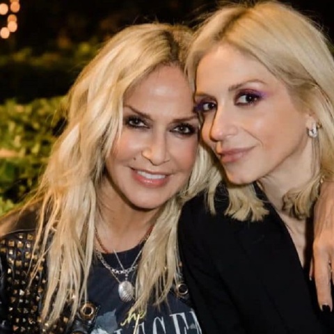 Άννα Βίσση και Σοφία Καρβέλα