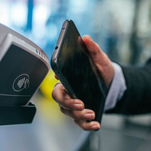 Περιορισμοί στη χρήση μετρητών – Τα τέσσερα μέτρα που ανακοινώθηκαν  για την καταπολέμηση της φοροδιαφυγής © Jonas Leupe/ unsplash