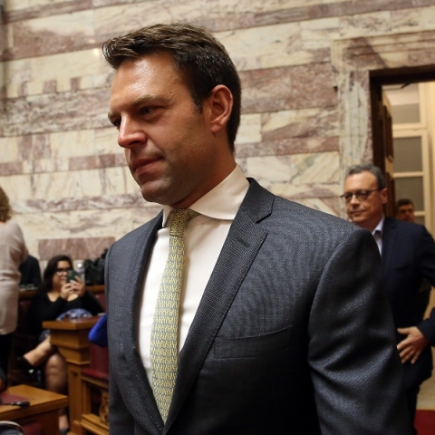 Κασσελάκης: Μηδενικός φόρος για όσους ελεύθερους επαγγελματίες έχουν εισόδημα ως 10.000 ευρώ