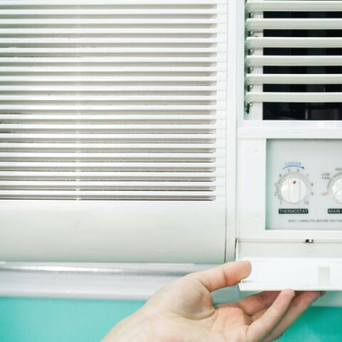 Πώς θα δοθεί το επίδομα για όσους θερμαίνονται με ηλεκτρικό ρεύμα σε 1,2 εκατομμύρια «ενεργειακά ευάλωτους» καταναλωτές