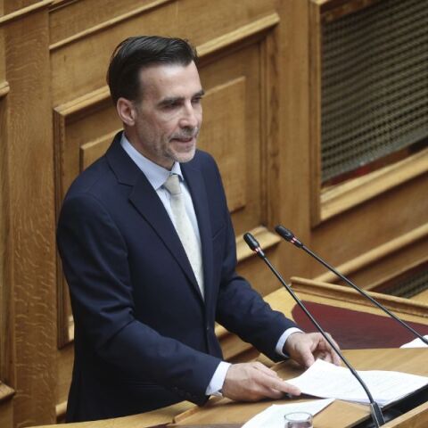 Δε παραδίδει την έδρα ο Χουρδάκης- Συνεχίζεται η «διαμάχη» στη Πλεύση Ελευθερίας