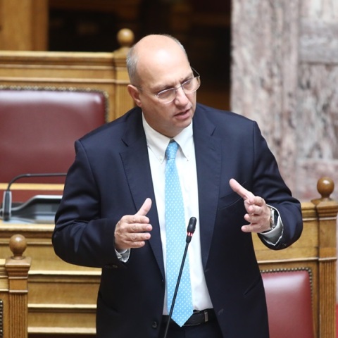 Γ. Οικονόμου: «Μηδενική ανοχή για την βία στα γήπεδα»