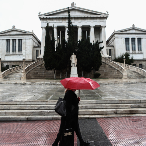 Βροχή στο κέντρο της Αθήνας