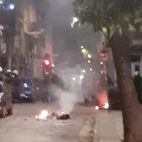 Ένταση στα Εξάρχεια το βράδυ του Σαββάτου