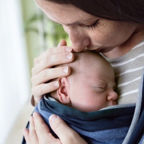 Θεσσαλονίκη: Το μοντέλο φροντίδας καγκουρό για τα νεογνά που συνιστά ο ΠΟΥ εφαρμόζεται στο Παπαγεωργίου	