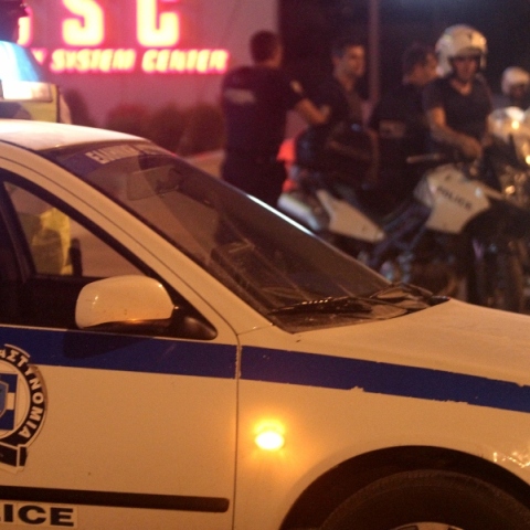 Νέο Ηράκλειο: Διαψεύδει η ΕΛΑΣ ότι ο τραυματισμός της 16χρονης προκλήθηκε από αστυνομικό της ΟΠΚΕ