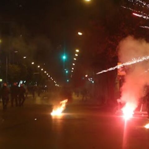 Μικρής εκτάσεως επεισόδια σε Αθήνα, Θεσσαλονίκη και Πάτρα μετά τις πορείες για το Πολυτεχνείο