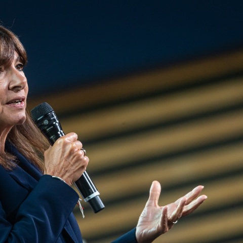 Γαλλία: Η δήμαρχος του Παρισιού Αν Ινταλγκό εγκαταλείπει το Χ - «Πυρά» κατά του Έλον Μασκ