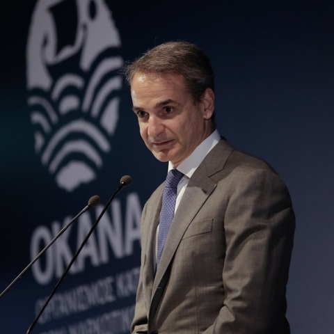  O Κυριάκος Μητσοτάκης στην αποφοίτηση μελών του ΟΚΑΝΑ © ΑΠΕ-ΜΠΕ/ΔΗΜΗΤΡΗΣ ΠΑΠΑΜΗΤΣΟΣ