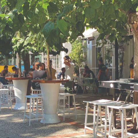 LOT51 Ο πιο δημοφιλής all day προορισμός στα Ιλίσια 