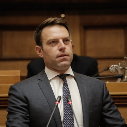 «Στροφή στην κοινωνία» για το ΣΥΡΙΖΑ - Αιχμηρά σχόλια από τους «11» βουλευτές που αποχώρησαν