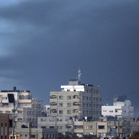 Καπνοί στη νότια Λωρίδα της Γάζας