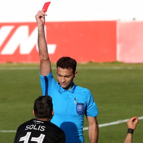 Ξεκινούν απεργία οι διαιτητές και ζητούν συνάντηση με τον πρωθυπουργό Ποιες είναι οι απαιτήσεις τους - Στον αέρα το πρωτάθλημα