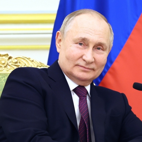 Ο Πούτιν ξανά υποψήφιος στις προεδρικές εκλογές του 2024 - Καμία αμφιβολία για το αποτέλεσμα «Ψηφίστε οποιονδήποτε άλλον», είπε ο Αλεξέι Ναβάλνι από την φυλακή