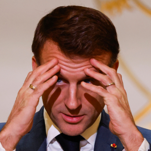 Αντιδράσεις για την παρουσία Μακρόν στην εβραϊκή γιορτή της Χάνουκα  Η Γαλλία ως κοσμική χώρα έχει διαχωρίσει τις σχέσεις Εκκλησίας - Κράτους