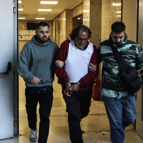 «Γιατί ταράζεσαι; Ένας άνθρωπος λιγότερος στη Γη» - Χωρίς ίχνος μετάνοιας ο 71χρονος γυναικοκτόνος στη Σαλαμίνα