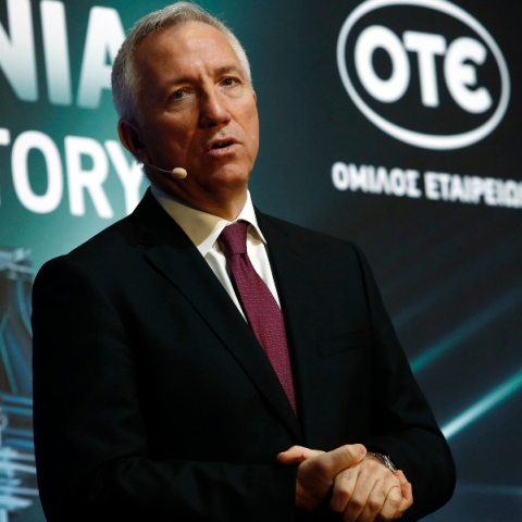 Αποχωρεί από τον ΟΤΕ ο Μιχάλης Τσαμάζ μετά από 23 χρόνια παρουσίας στον όμιλο Ο μακροβιότερος πρόεδρος και διευθύνων σύμβουλος παραχωρεί την θέση του στον Κώστα Νεμπή