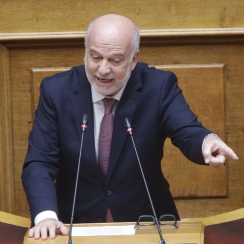 Οι αλλαγές στον Ποινικό Κώδικα επί ΣΥΡΙΖΑ στο επίκεντρο της αντιπαράθεσης Φλωρίδη - Τσακαλώτου