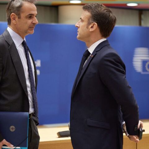 Ο Κυριάκος Μητσοτάκης με τον Εμανουέλ Μακρόν