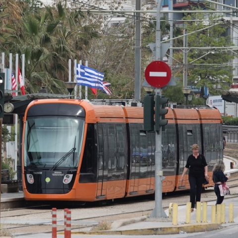 Παλαίο Φάληρο: Ένας νεκρός και ένας τραυματίας από τη σύγκρουση Τραμ με αυτοκίνητο 