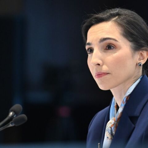 Τουρκία: Η κεντρική τραπεζίτης, δεν μπορούσε να πληρώσει τα ακριβά ενοίκια και μένει με τους γονείς της