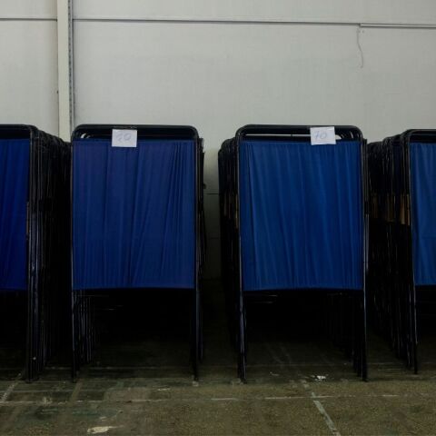 Δημοσκόπηση Opinion Poll: Στις 23,1 μονάδες η διαφορά ΝΔ - ΠΑΣΟΚ