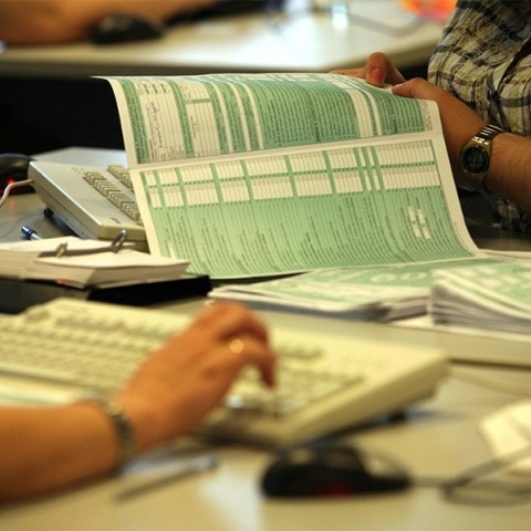 Στην τελική ευθεία η έναρξη υποβολής φορολογικών δηλώσεων και η ανάρτηση των εκκαθαριστικών του ΕΝΦΙΑ