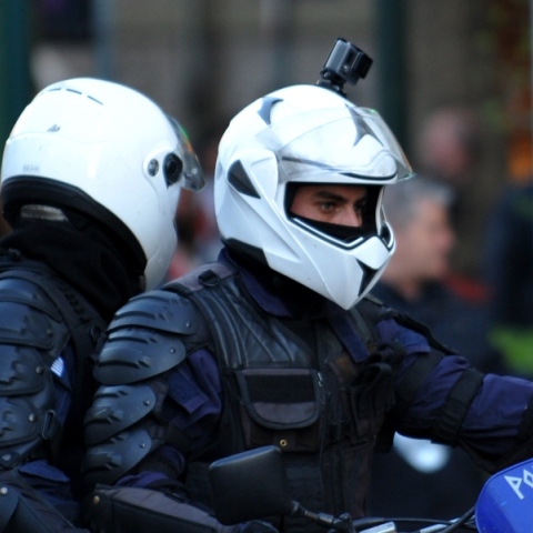 ΕΛΑΣ: Ξεκίνησε η διαδικασία προμήθειας για 2.000 κάμερες στις στολές αστυνομικών και στα περιπολικά Πλήρη εποπτεία της αστυνόμευσης σε ζωντανό χρόνο