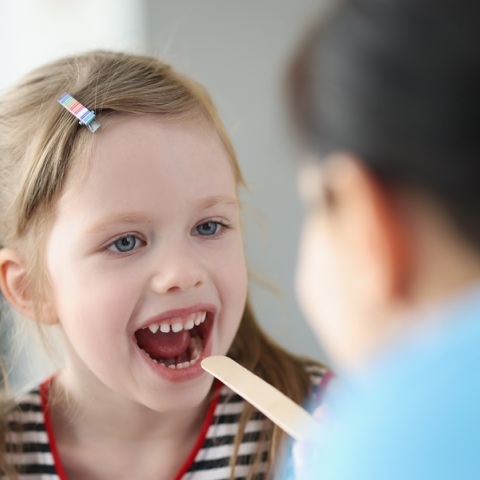 Μαγιορκίνης για στρεπτόκοκκο: Αυτά είναι τα συμπτώματα που πρέπει να προσέξουν οι γονείς 