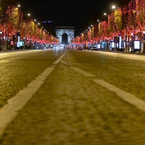Πρωτοχρονιά: Πάνω από 90.000 αστυνομικοί στους δρόμους της Γαλλίας
