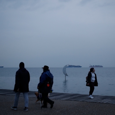 Τοπικές νεφώσεις και σποραδικές βροχές για αύριο Κυριακή, παραμονή Πρωτοχρονιάς Η θερμοκρασία θα διατηρηθεί σε υψηλά για την εποχή επίπεδα