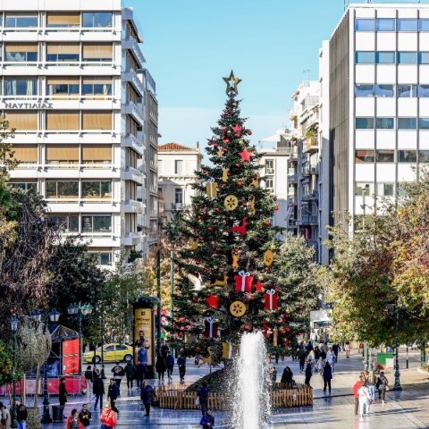 Αίθριος ο καιρός της Πρωτοχρονιάς με λίγες τοπικές νεφώσεις