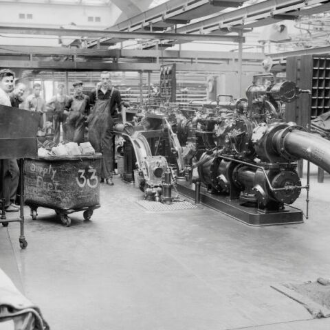 Η κατάληξη του σωλήνα με τον πεπιεσμένο αέρα σε κεντρικό ταχυδρομείο της Νέας Υόρκης, 1914 © Universal History Archive/Universal Images Group via Getty Images