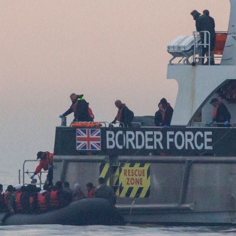 Βρετανία: 30.000 μετανάστες διέσχισαν τη Μάγχη το 2023 - Πολύ λιγότεροι από πέρσι