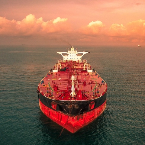 Ο πόλεμος Ισραήλ - Χαμάς ανέκοψε την πτωτική τάση των τιμών του πετρελαίου Διεθνής ναυτική δύναμη σε περιπολία ενάντια στους Χούθι 