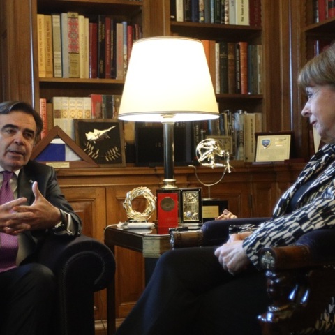 Συνάντηση της ΠτΔ Κατερίνας Σακελλαροπούλου με τον Μ.Σχοινά - Στο επίκεντρο το Νέο Σύμφωνο για τη Μετανάστευση 