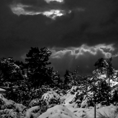 Χιόνια, βροχές και άνεμοι ισχυρών εντάσεων στα πελάγη: Tο «προφίλ» του καιρού την Τετάρτη