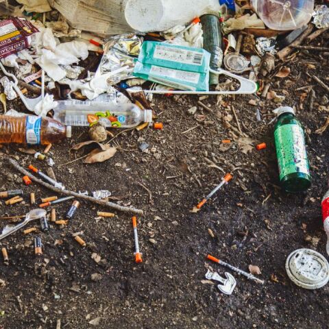 ΚΕΦΙΜ: Ναρκωτικά - Παραδείγματα πολιτικών ελευθερίας για ένα πρόβλημα ταμπού