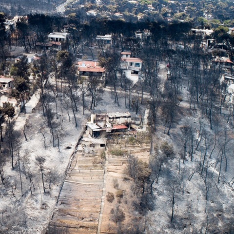 Αεροφωτογραφία από τη φωτιά στο Μάτι