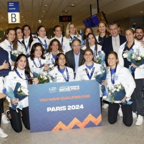 Πόλο: Επέστρεψε κι αποθεώθηκε η εθνική γυναικών