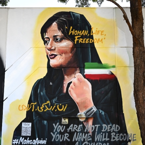 Ιράν: Ελεύθερες οι δύο δημοσιογράφοι που «τόλμησαν» να γράψουν για τη Mahsa Amini