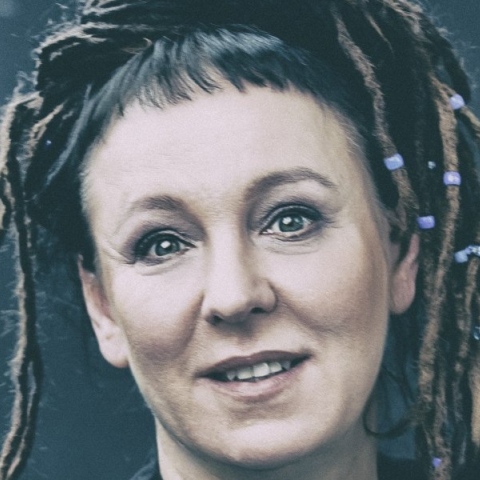 Olga Tokarczuk: Η βραβευμένη με Νόμπελ συγγραφέας έρχεται στην Ελλάδα
