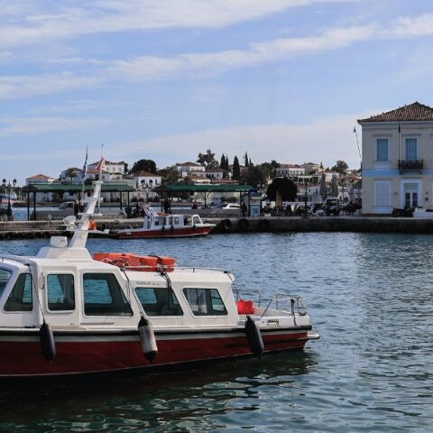 Σε εξέλιξη η τριήμερη συνεδρίαση της ΚΟ του ΣΥΡΙΖΑ στις Σπέτσες
